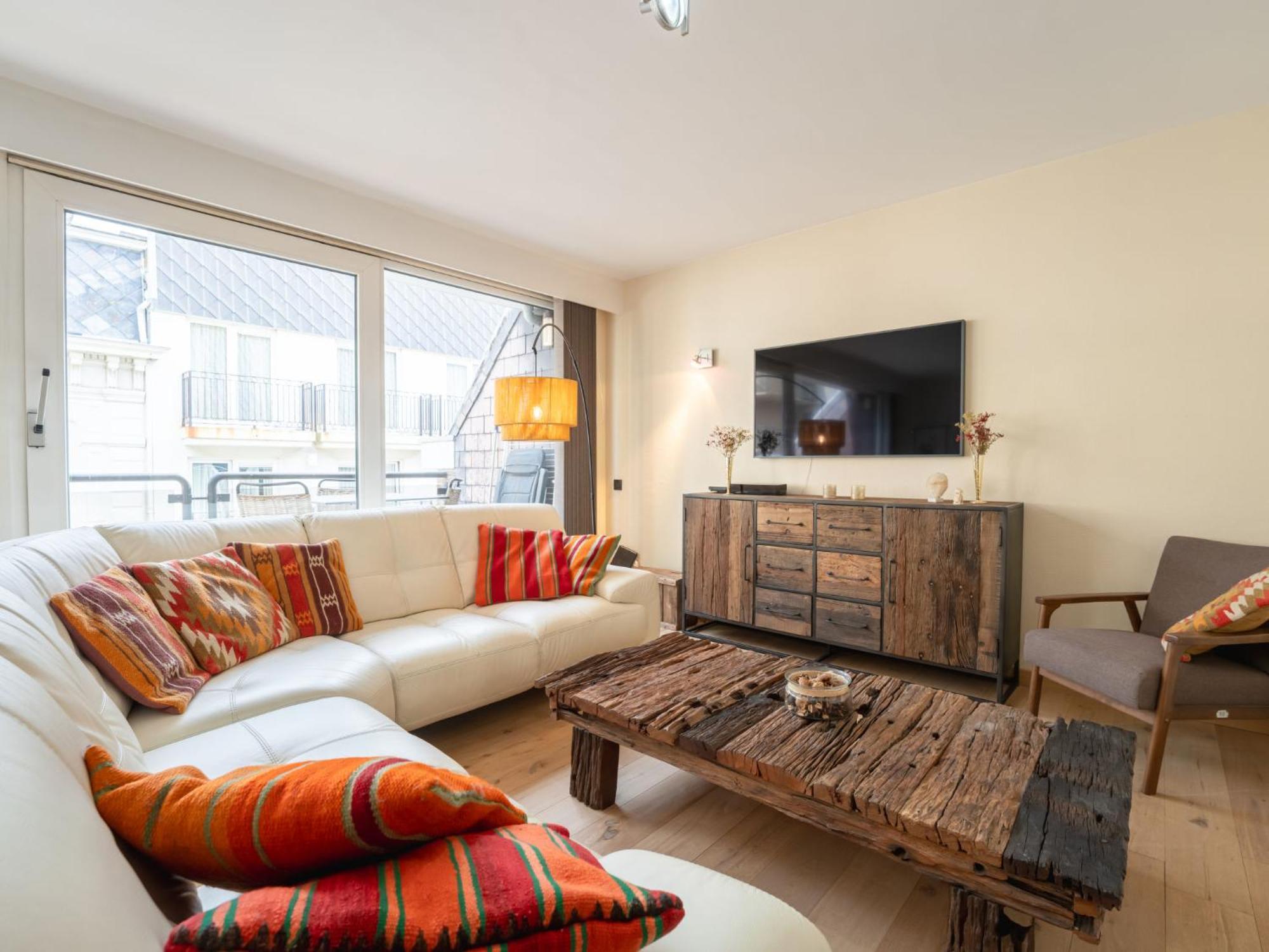 Searise With Lateral Sea View & Parking By Interhome Appartement Blankenberge
